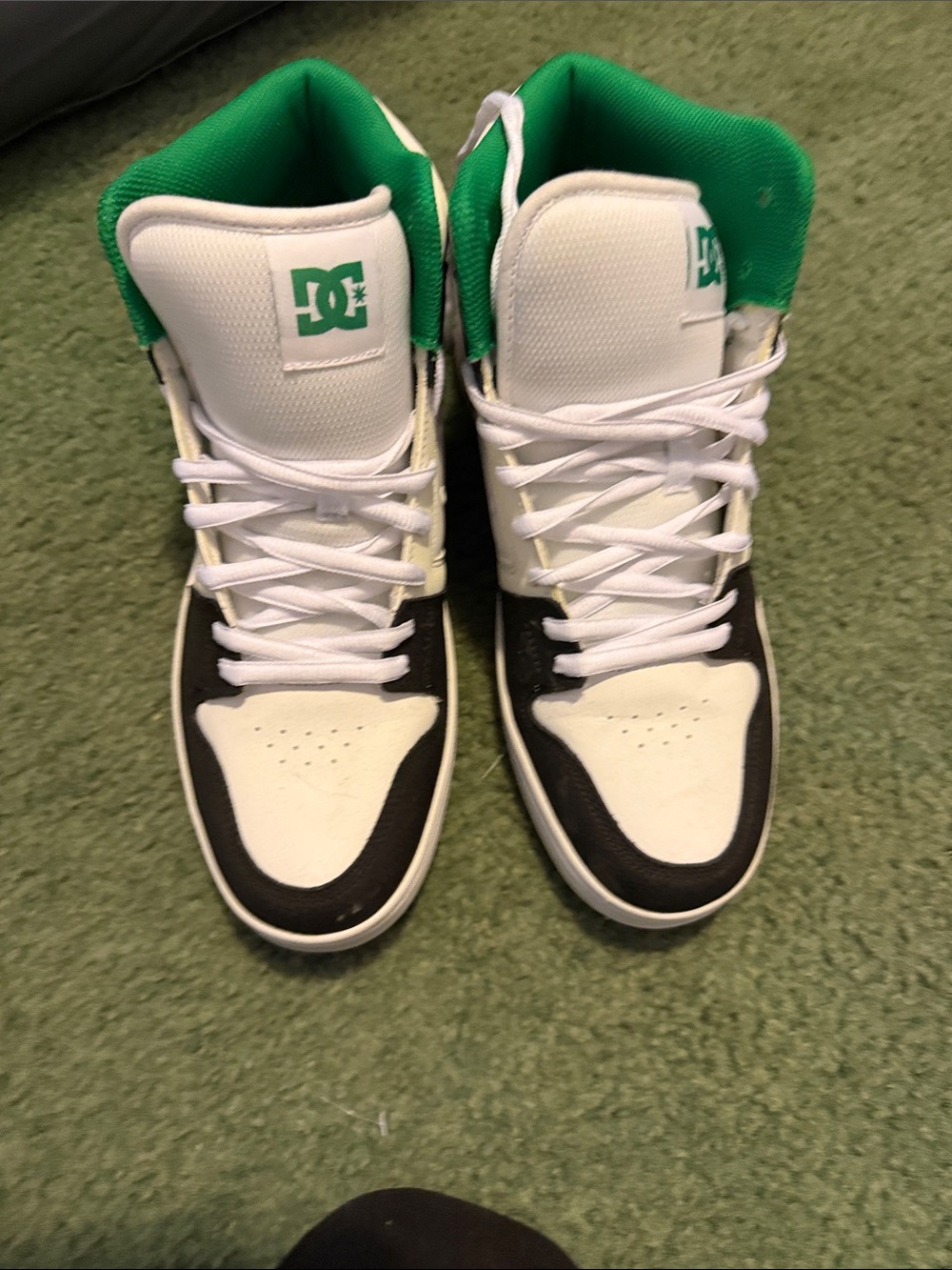 DC Shoes